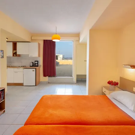 Hotell Pavlos 2*