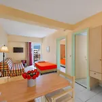 Pavlos Hotel 2*