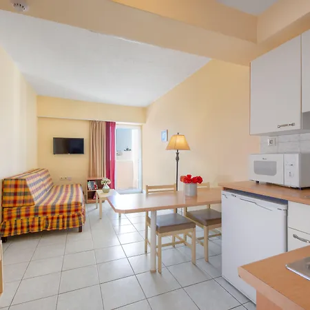 Pavlos ホテル コス・タウン