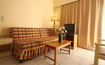 Pavlos Hotel 2*