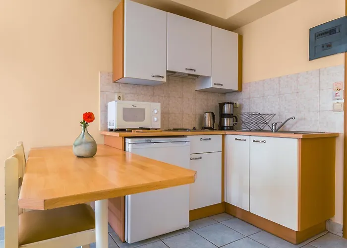 Pavlos コス・タウン